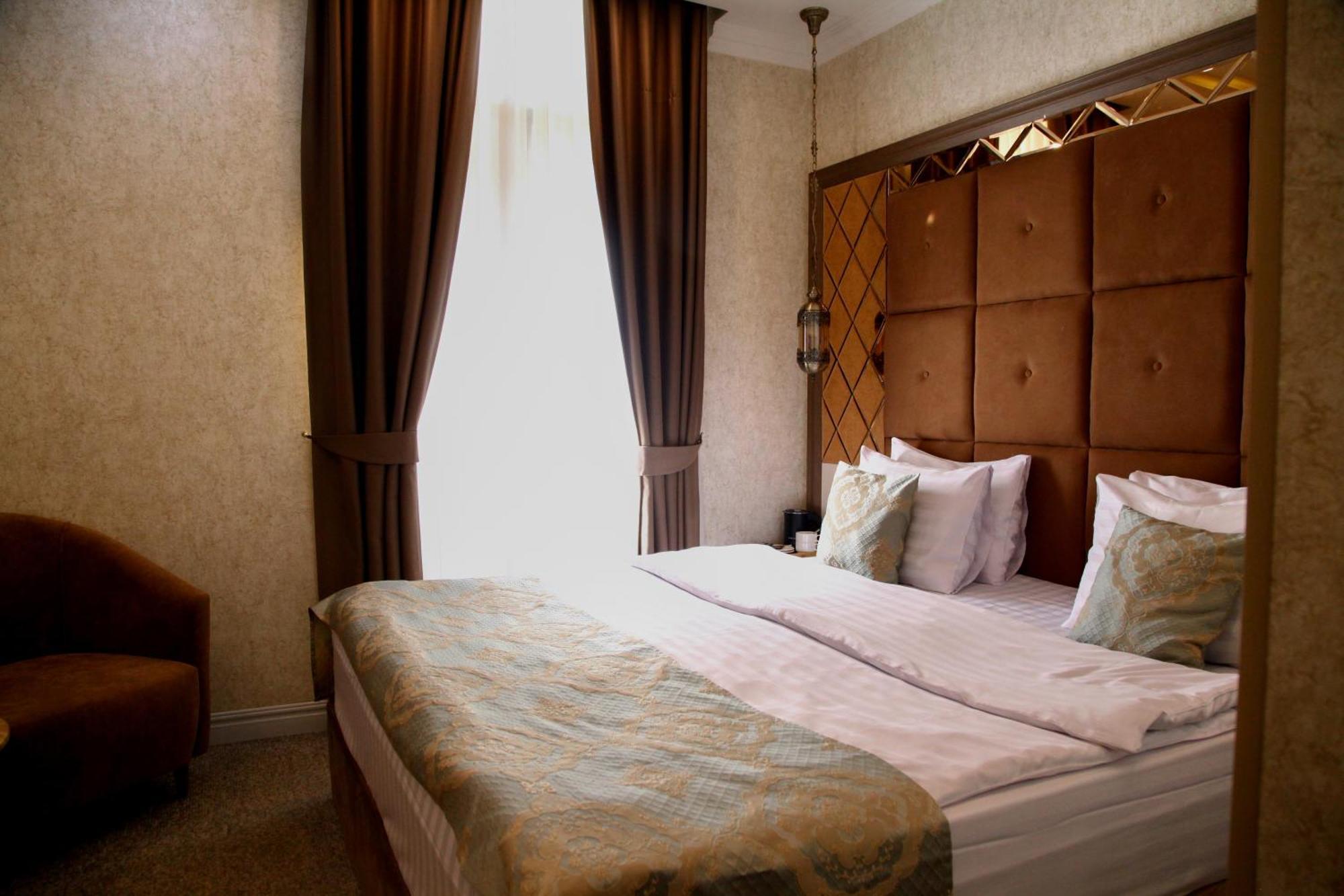 Aqua Hotel Tbilisi ภายนอก รูปภาพ